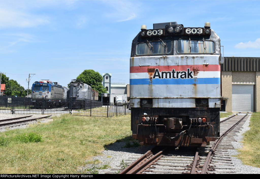 Pennsylvanias Mainline Electrics